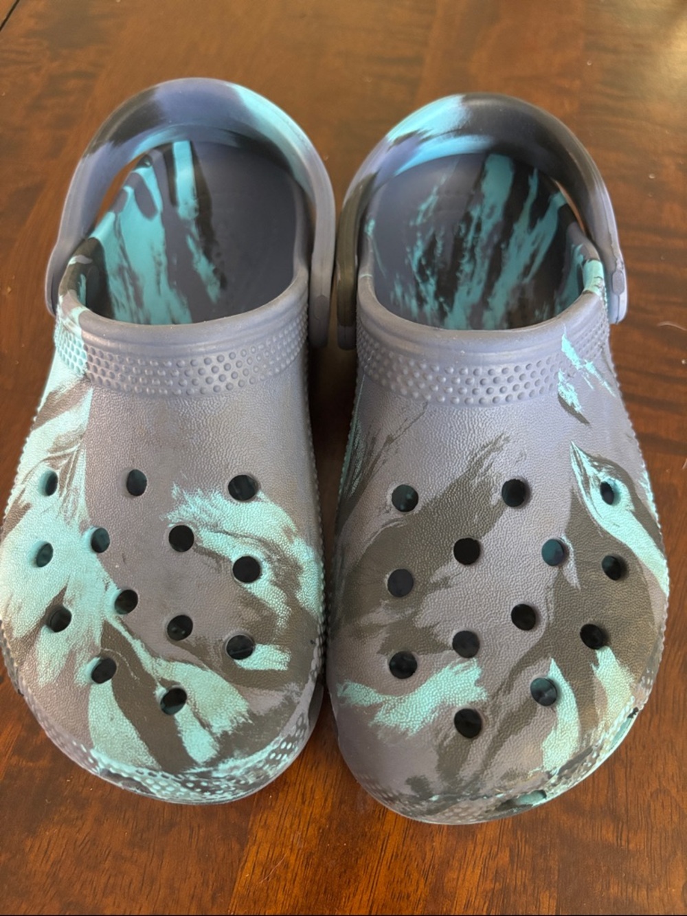 Kids' Navy & Teal Splash CROCD - Comfortable Casual Shoe